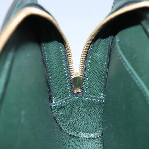 LOUIS VUITTON Taiga Baikal Clutch Bag Epicea - Picture 14 of 16